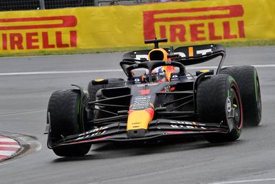 LIVE F1. Verstappen vanop pole weg, Hamilton voorbij Alonso na vliegende start