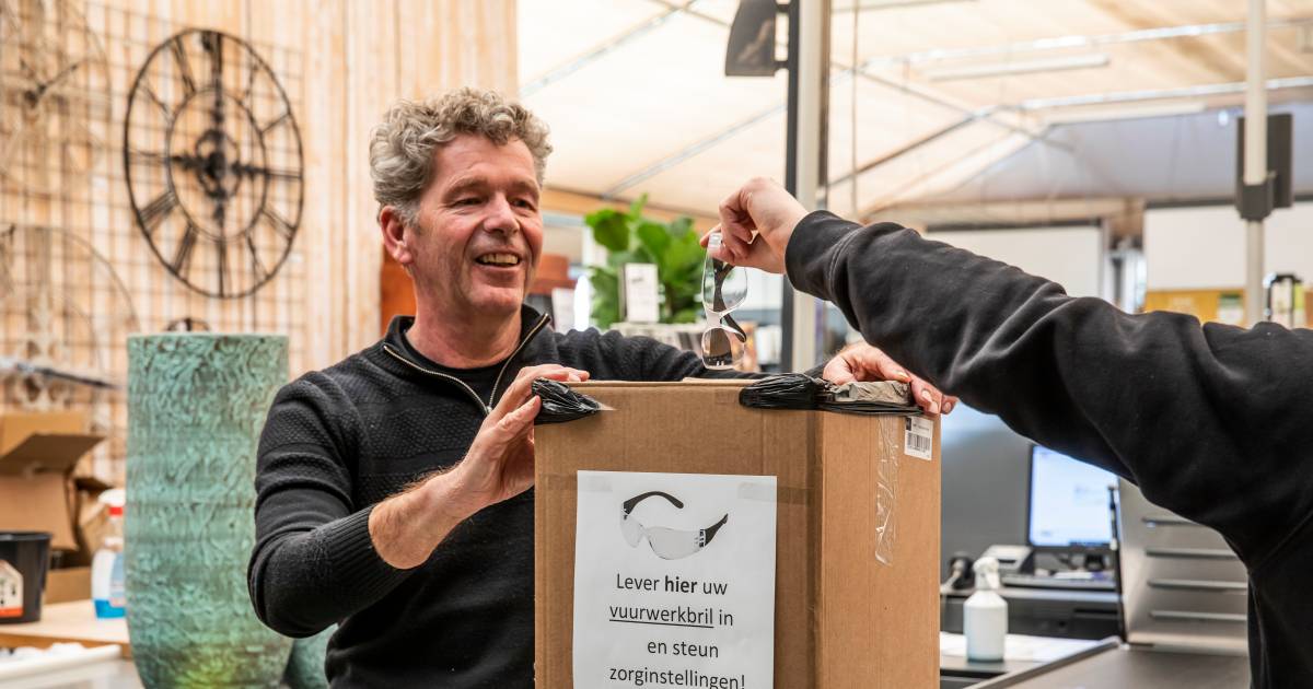 Het Loopt Als Een Trein Bij De Westlandse Tuincentra Mensen Gaan Het Thuis Gezellig Maken Westland Ad Nl