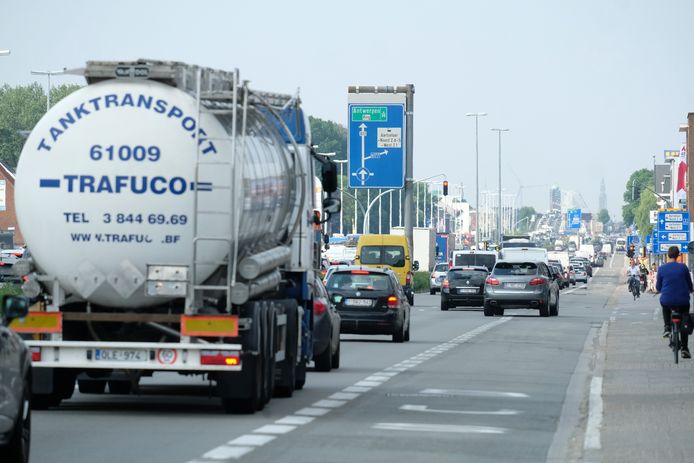 De A12 is al jarenlang een van de gevaarlijkste wegen van Vlaanderen.