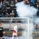 Stationverbod voor man die vuurwerk naar Onana gooide