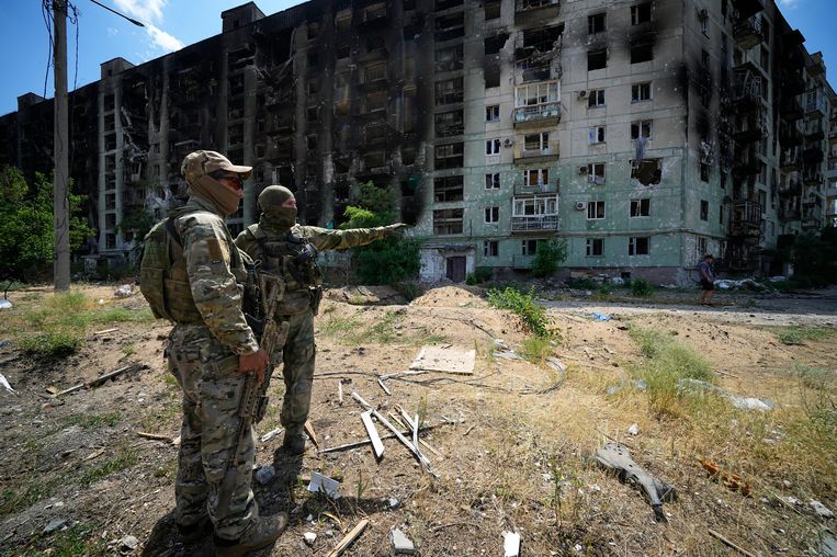 Les soldats russes qui ne veulent plus se battre sont mauvais pour l’image de l’armée, alors ils disparaissent dans les caves et les garages de Louhansk