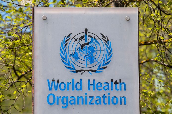 Logo de l'OMS, devant le siège de l'organisation internationale (Genève, archives)