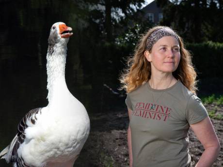 Foie gras is een sjieke naam voor een lever die door een zeer dieronvriendelijke methode is gegroeid