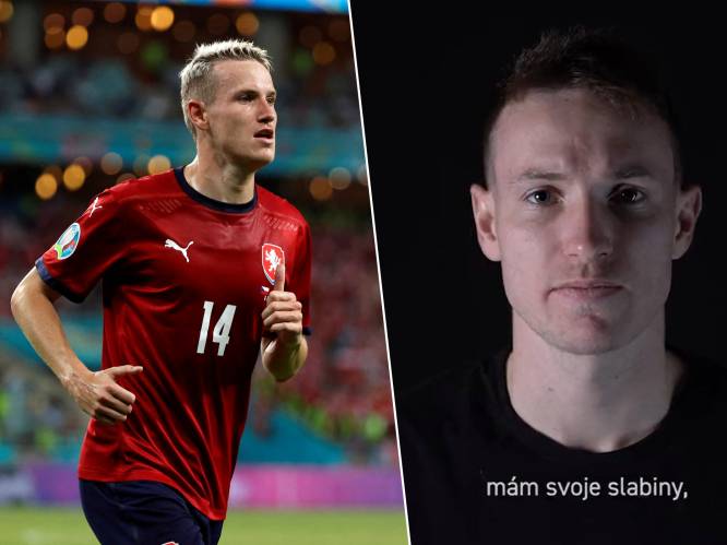 Profvoetballer (27) komt uit de kast via video op zijn social media: “Ik ben homo en ik wil me niet meer verstoppen”