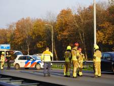 Auto's botsen op A27 tussen Breda en Oosterhout: snelweg enige tijd afgesloten geweest