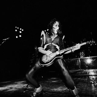 Ace Frehley (74), gitarist van Kiss, overleden: ‘De eeuwige rocksoldaat’