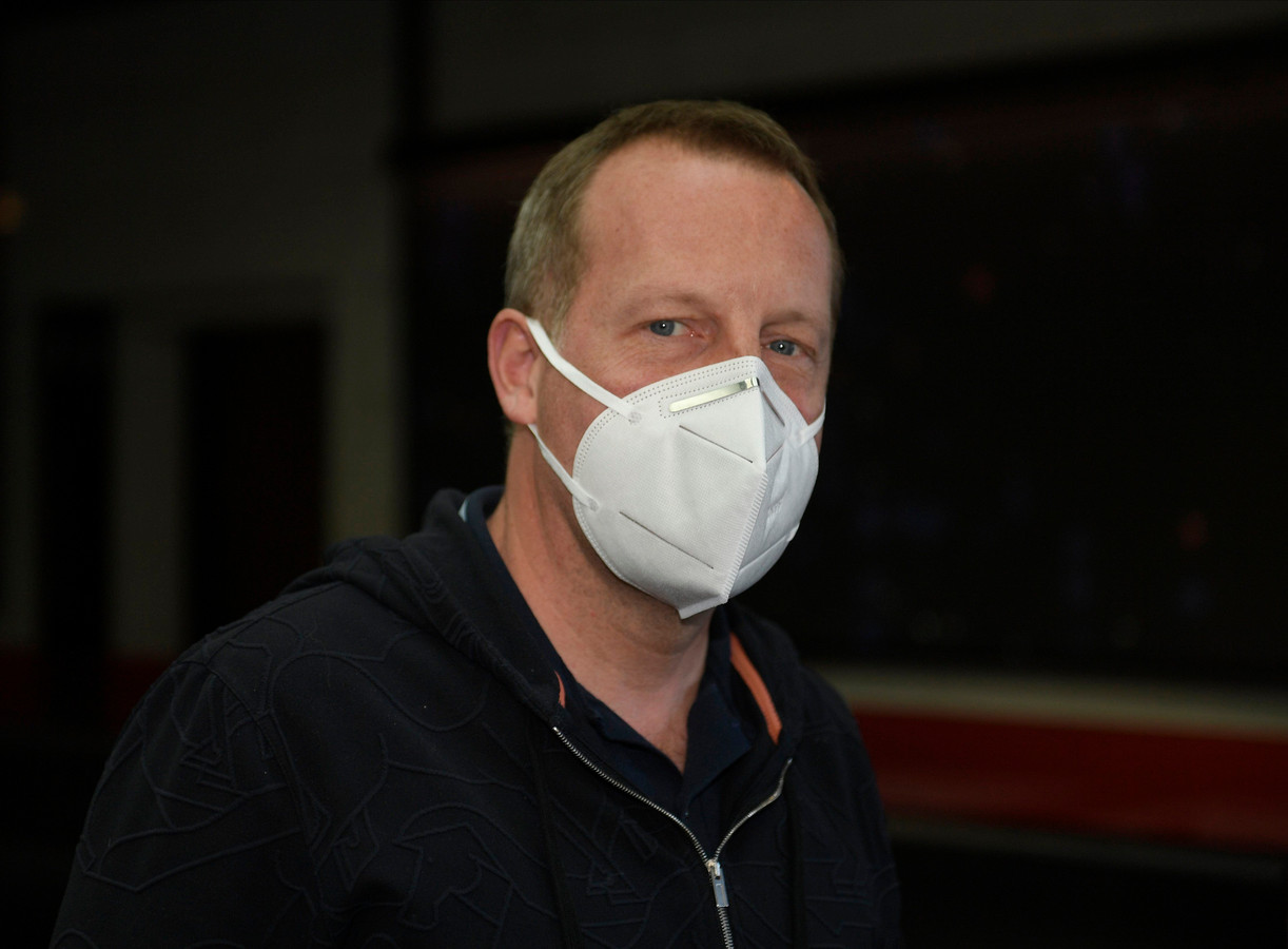 Venanzi wil kapitaalverhoging doorvoeren bij Standard Foto hln.be