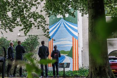 Wegdromen over vroeger bij Teteringse Blind Wall