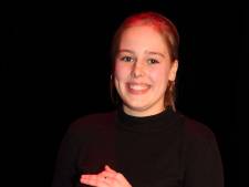 Wies (15) is de junior stadsdichter van Tilburg