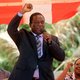 Krokodil Mnangagwa laat graag zijn tanden zien