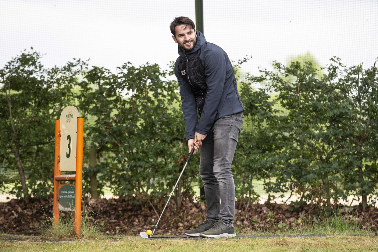 Arno Kamminga maakte rondje pitch & putt na afloop van de bijeenkomst voor topzwemmers op Papendal, tevens de kick-off voor het jaar 2021.  Beeld ANP