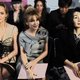 Sterren lopen storm voor Dior in Parijs