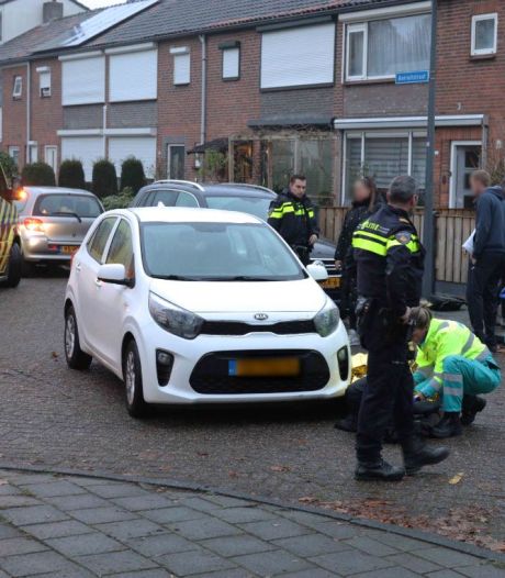 Fietser gewond bij botsing met auto in Waalwijk