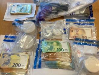Politie vindt grote hoeveelheid cash geld en verschillende soorten drugs bij controle