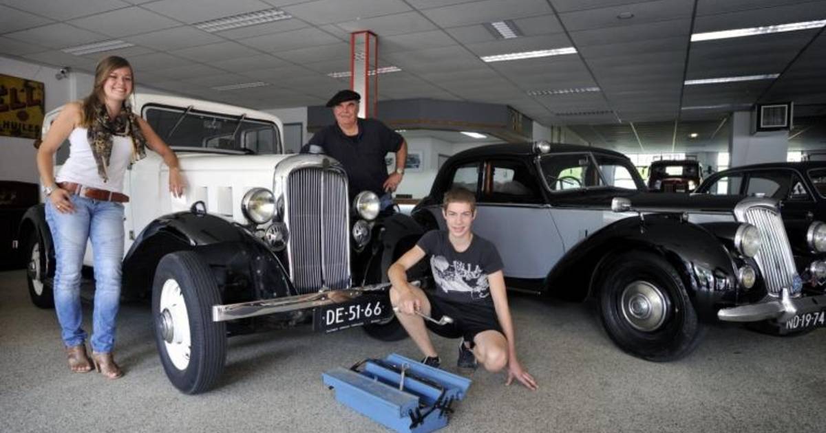 Afvalverwerker Jan van Tilburg koestert oldtimers | Bergen op Zoom