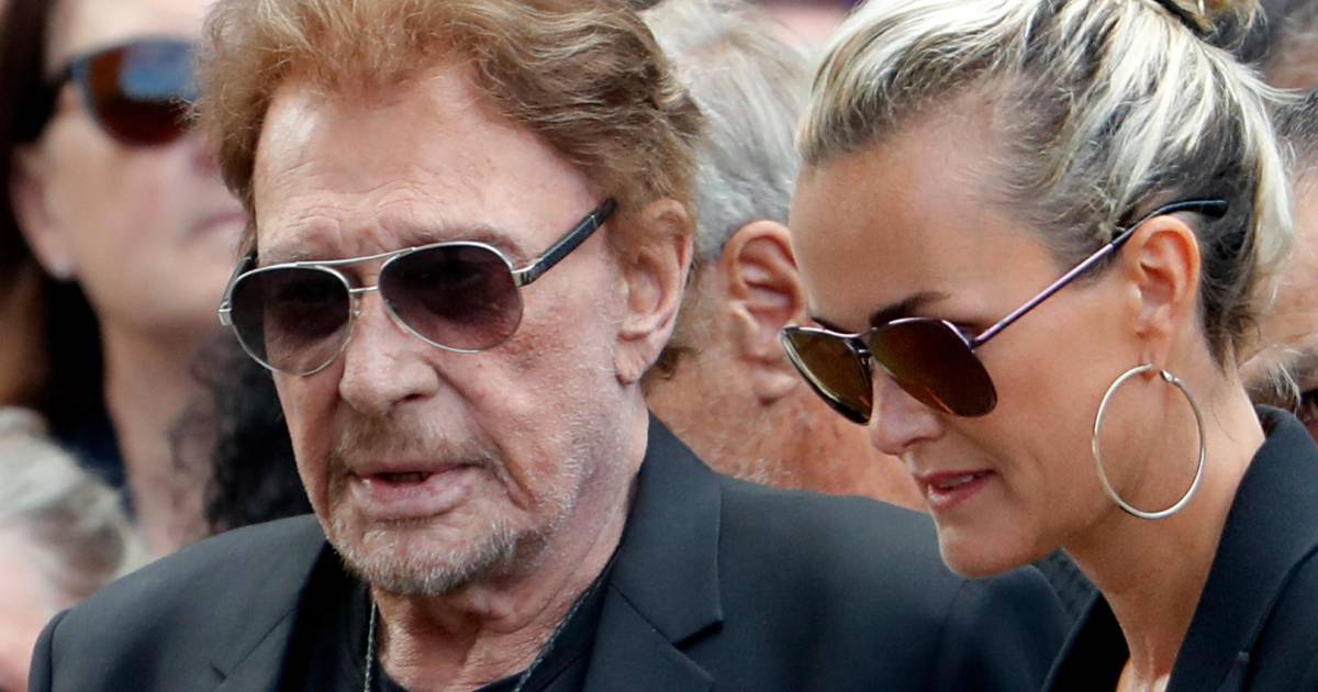Laeticia Hallyday choquée par le dernier tatouage de Johnny |  Persone