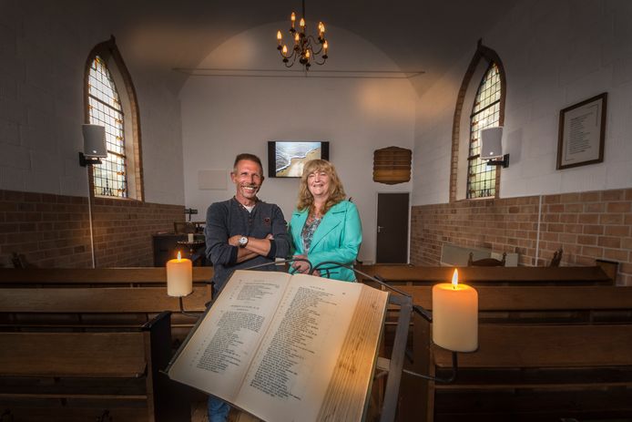 Marc en Ellen Timmer in hun Parelkerk.