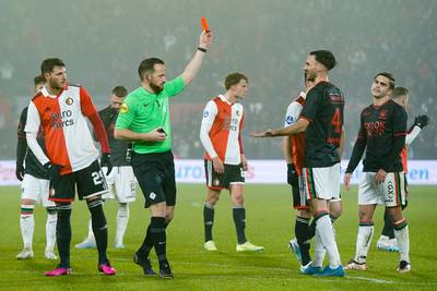 NEC hoeft Márquez niet te missen: KNVB seponeert rode kaart tegen Feyenoord