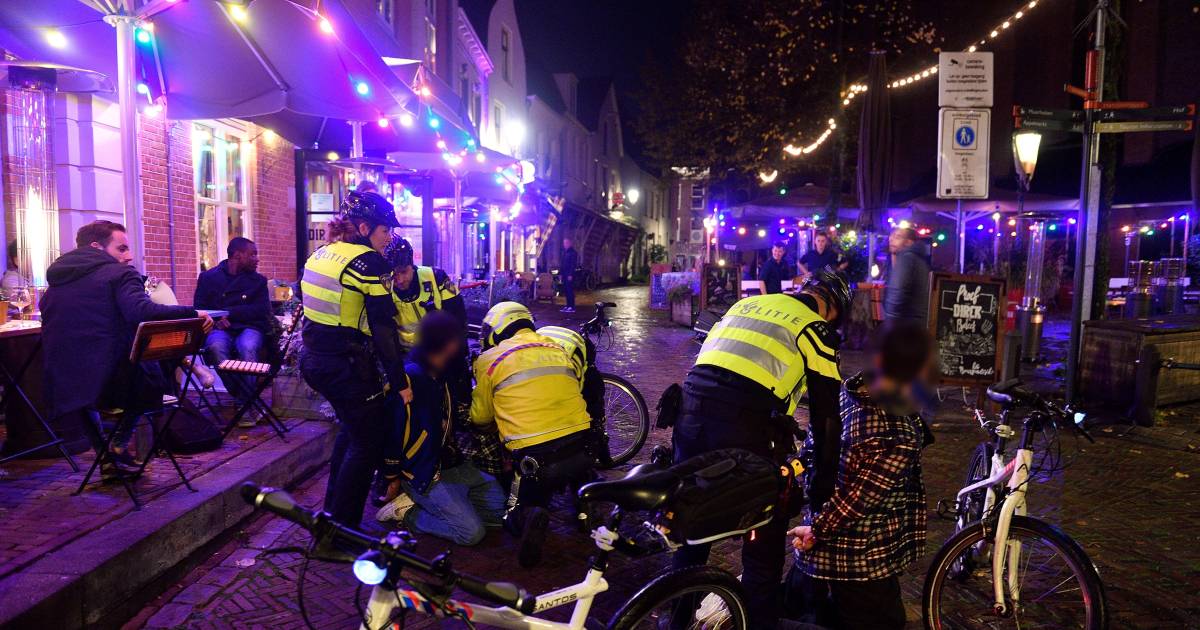 Pissen, kotsen, ruitjes inslaan en fietsen neergooien: nachtelijke chaos was nog nooit zo erg