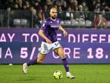 Amrabat wint met Fiorentina in beker na trap tegen hoofd