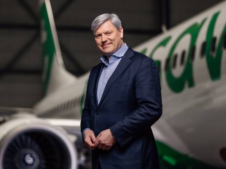 Transavia verhoogt prijzen door krimp Schiphol:  ‘Vliegen wordt straks voor de elite’