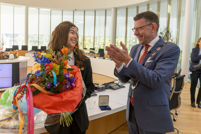 Uitbehandelde Jade is de jongste van Nederland met koninklijke  onderscheiding: 'Zoveel levens geraakt' | Binnenland | tubantia.nl