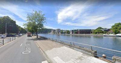 Jongeman (23) verdrinkt in de Maas na achtervolging door onbekenden