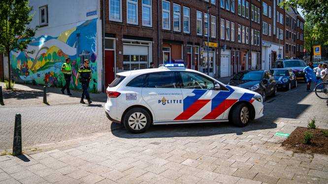 Rotterdammer (34) naar het ziekenhuis na steekpartij in Crooswijk