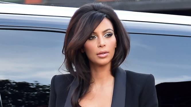 Kim Kardashian over blote jurk bij Vaticaan: ‘Dresscode niet geschonden’