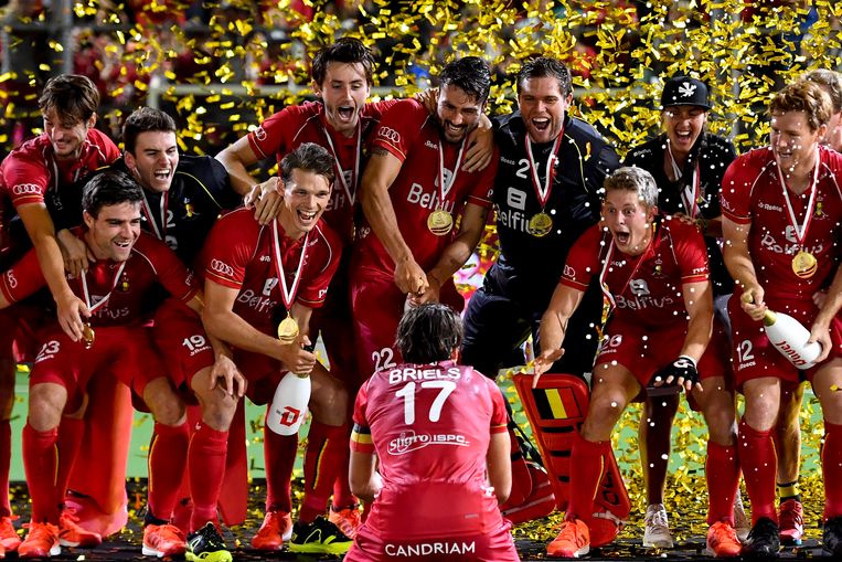 De Red Lions vieren hun Europese titel in Antwerpen. Beeld BELGA