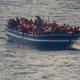 Italië redt weer honderden migranten uit zee