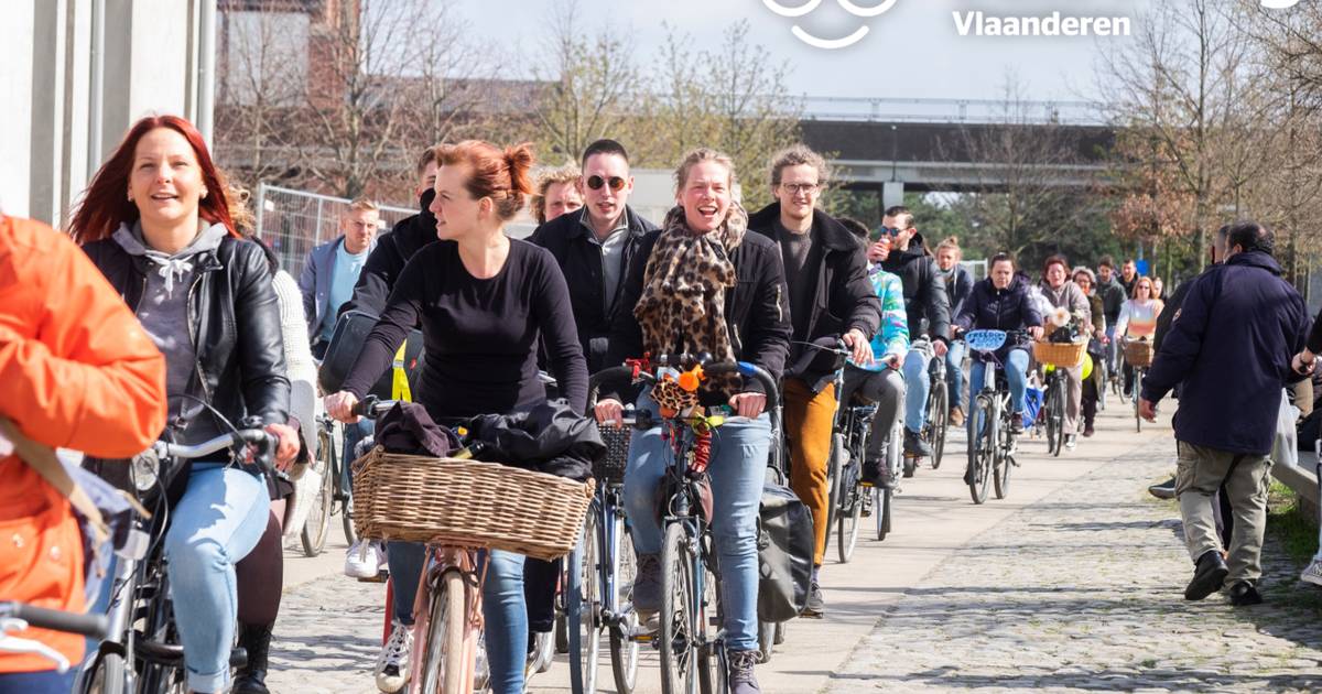 Beschuldiging wastafel zwaarlijvigheid Wereldrecord 'fietsbel rinkelen' is sluitstuk van VeloVeilig-Ronde: “3.000  fietsers nodig op Grote Markt om geschiedenis te schrijven” | Sint-Niklaas  | hln.be