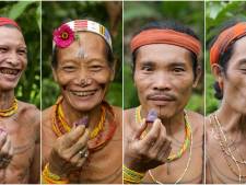 EN IMAGES: quand une tribu indonésienne goûte aux cuberdons belges: “Ils étaient figés par le sucre”