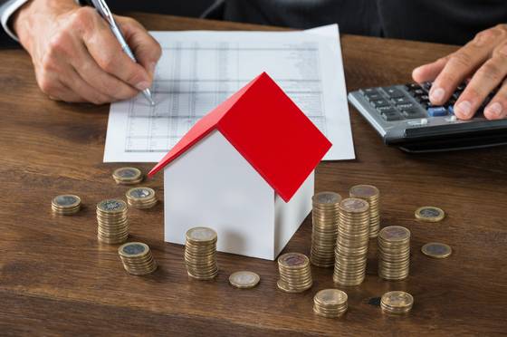 Waarom u tot 500 euro betaalt voor dossierkosten woonlening