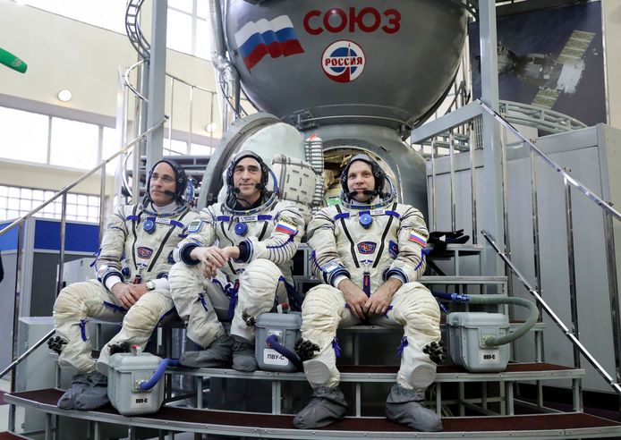 De drie astronauten eerder in het trainingscentrum nabij Moskou.