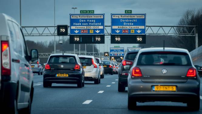 Drukke ochtendspits door nat weer: vooral rond Rotterdam en richting Utrecht files