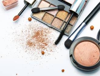 Snelle beautytip: zo maak je je make-up weer bacterievrij
