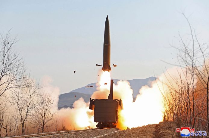 Een rakettest in Noord-Korea op 15 januari 2022 (archiefbeeld).