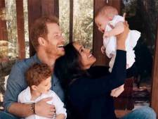 Meghan Markle et le prince Harry dévoilent enfin le visage de leur fille avec une adorable carte de voeux