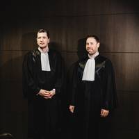 ‘De pakkans is enorm laag. Of je moet een Ruben Van Guchtje doen’: twee politierechters over wat echt misloopt op onze wegen