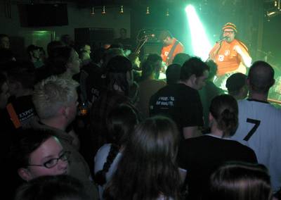 WC Experience rockt Stampersgat voor de 18e keer, nu in gesloten café: ‘Net als vroeger’