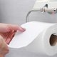 Dit is de reden waarom je niet langer dan 15 minuten op het toilet zou moeten zitten