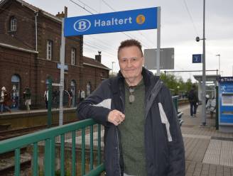 Yves (62) uit ongenoegen over verstoord treinverkeer van en naar Haaltert door werken in Denderleeuw: “Als sardientjes in een blik in wagon”