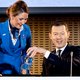 Kamermeerderheid aan Hoekstra: schrap bonus voor KLM-topman of zet staatssteun stop