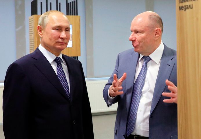 Archieffoto van president Poetin en Vladimir Potanin, de rijkste man van Rusland en grootste aandeelhouder van Nornickel.