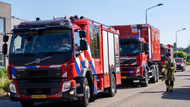 Brandweer rukt groots uit voor gevaarlijk mengsel in laboratorium SGS Oosterhout