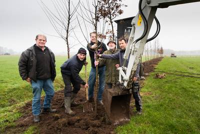 Nieuwe bomenwal als protest tegen Natuurmonumenten