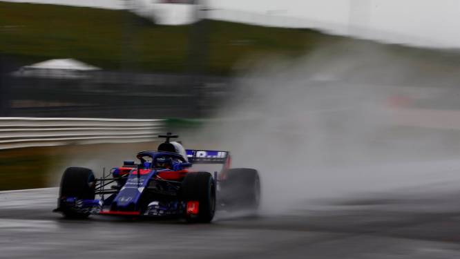 Toro Rosso showt nieuwe auto vervroegd na gelekte foto