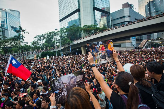 Er wordt al twee weken fel betoogd in Hongkong tegen de ondertussen opgeschorte uitleveringswet.