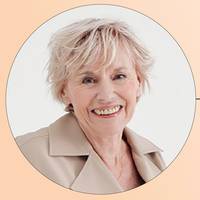 Maartje (52): ‘Het stoort me dat zijn ex voortdurend een beroep op hem doet’